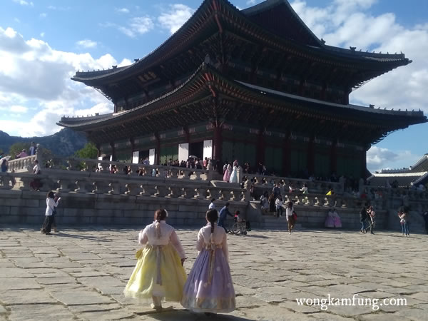 korea bukan indonesia - Gyeongbukgung Palace (featured)
